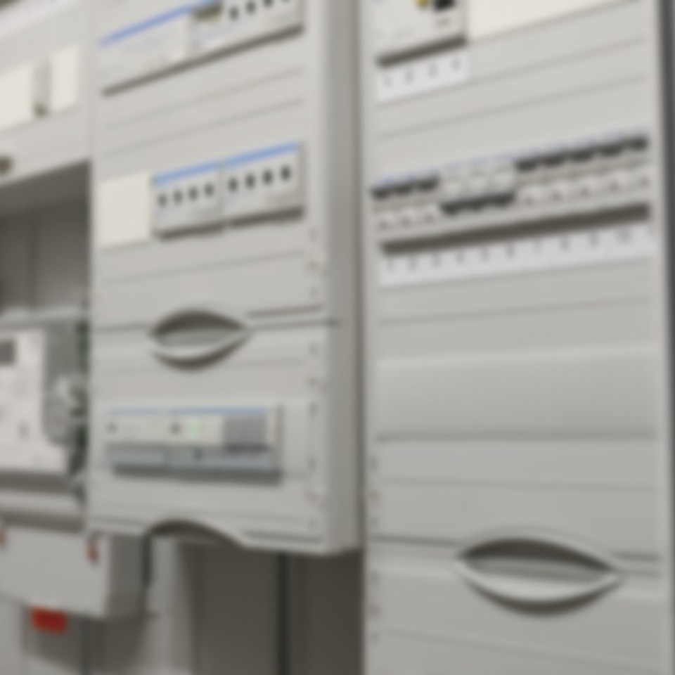 Schalt­schrank­bau bei Elektro Wargin GmbH in Darmstadt
